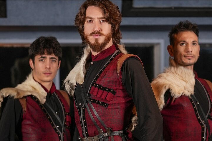 BOSPHORUS DINNER CRUISE & TURKISH NIGHT SHOW (PREMIUM VIP MENU)