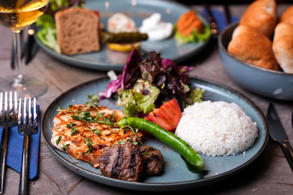 BOSPHORUS DINNER CRUISE & TURKISH NIGHT SHOW (VIP TABLE NON ALCOHOL)